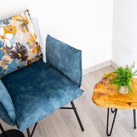 Design-Ferienwohnung In Kelberg Am Nuerburgring: Platz Fuer 6, Kueche, Wifi, Netflix Exteriör bild